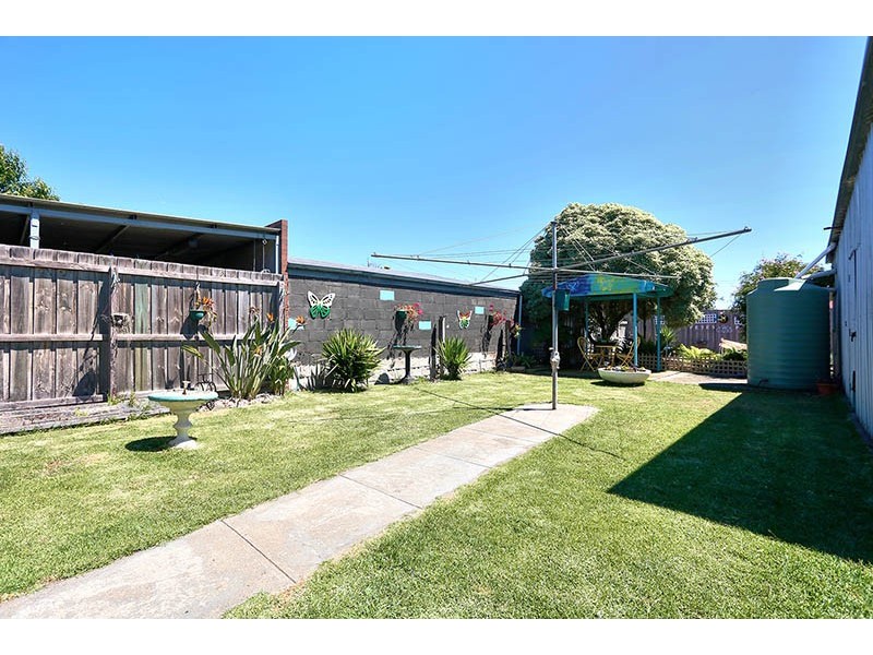 84 Wolseley Grove, Bell Post Hill VIC 3215