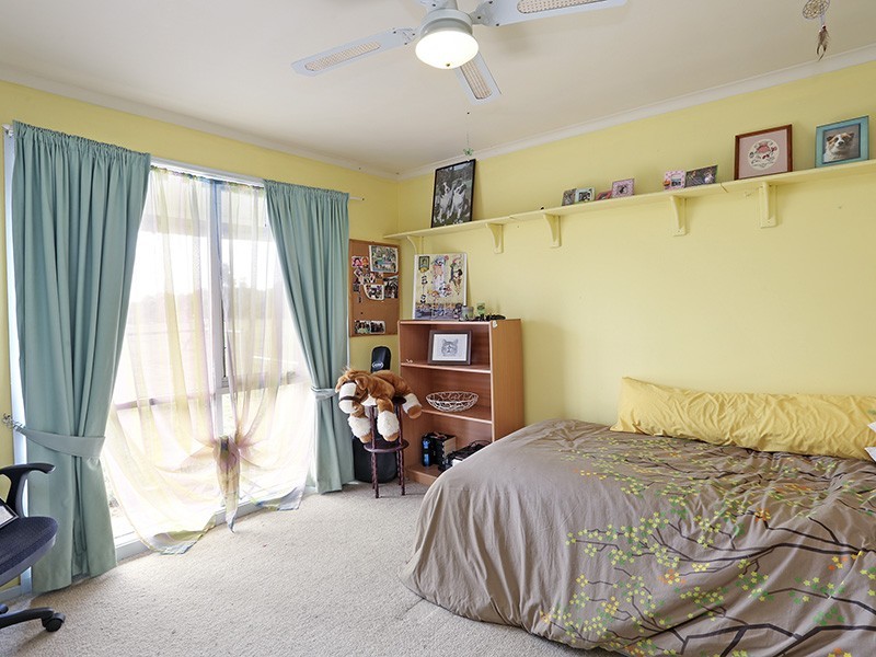 60 Kiddle Drive, Lara VIC 3212