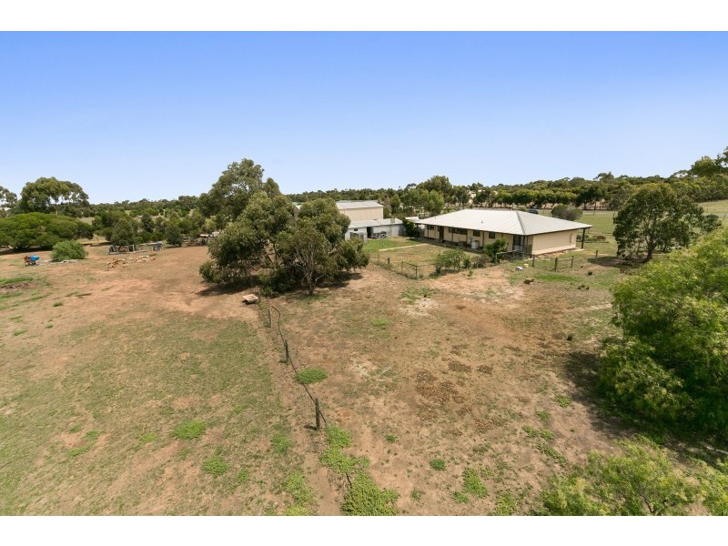 60 Kiddle Drive, Lara VIC 3212