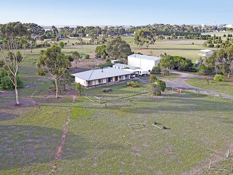 60 Kiddle Drive, Lara VIC 3212