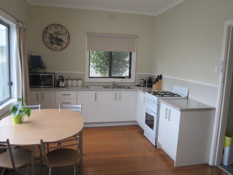 21 Drysdale Avenue, Hamlyn Heights VIC 3215