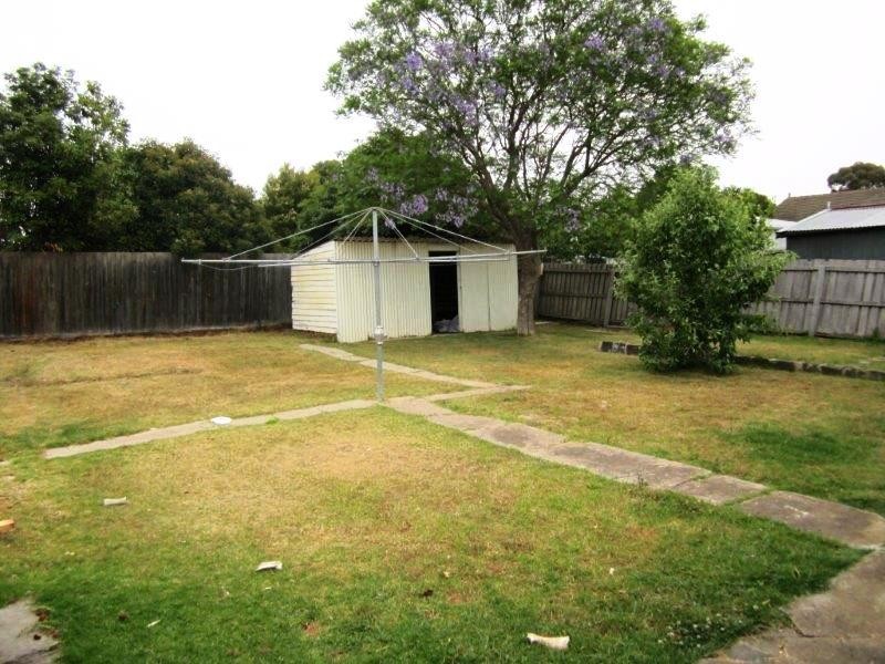 21 Drysdale Avenue, Hamlyn Heights VIC 3215