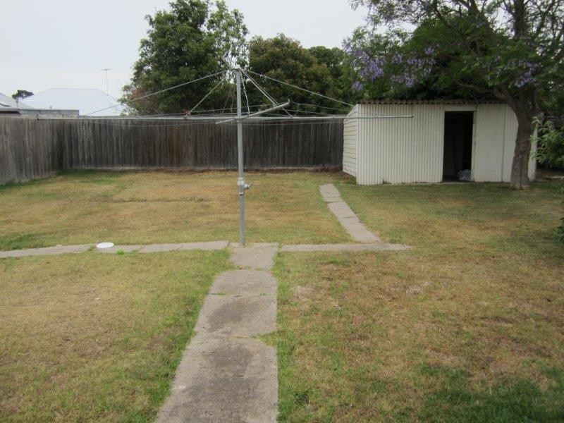 21 Drysdale Avenue, Hamlyn Heights VIC 3215
