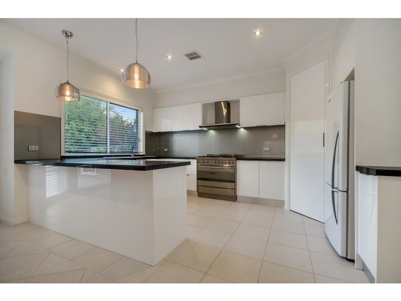 10 River Park Court, Werribee VIC 3030