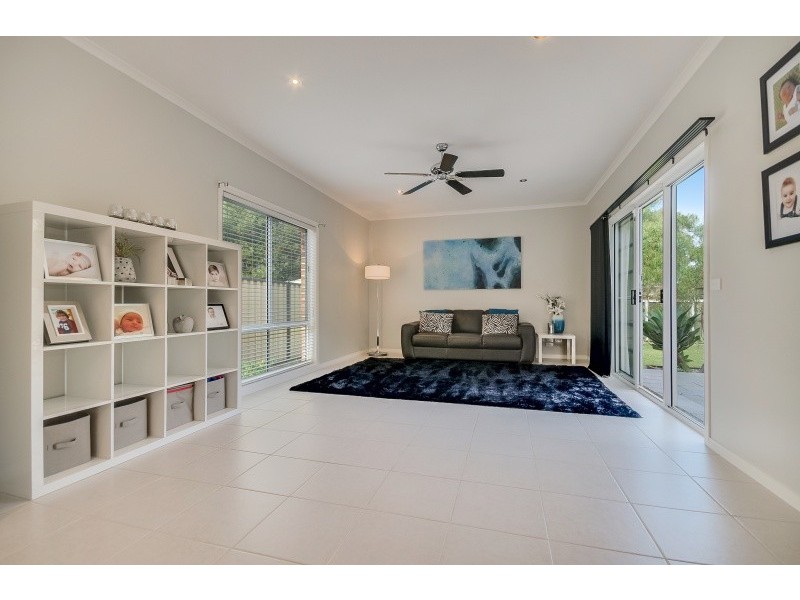 10 River Park Court, Werribee VIC 3030