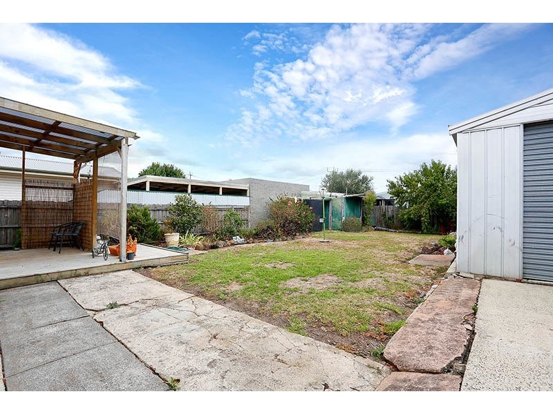 106 Robin Ave, Norlane VIC 3214