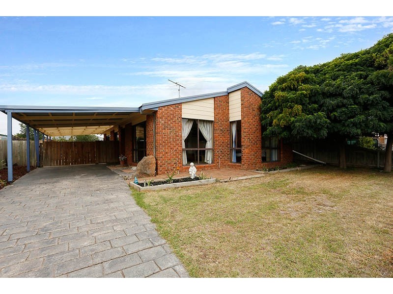 10 Richard Drive, Lara VIC 3212