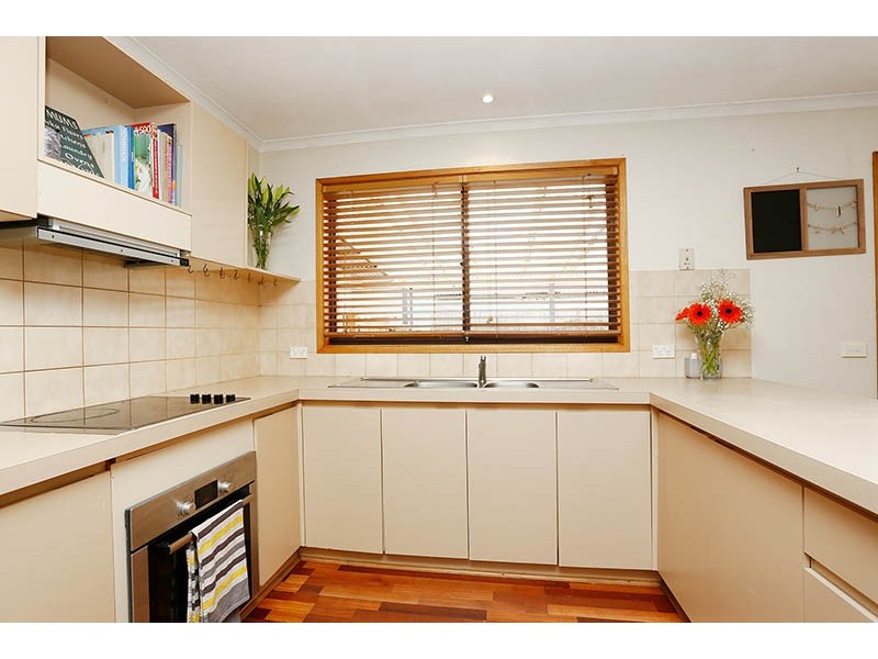 10 Richard Drive, Lara VIC 3212