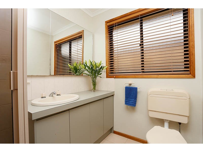 10 Richard Drive, Lara VIC 3212
