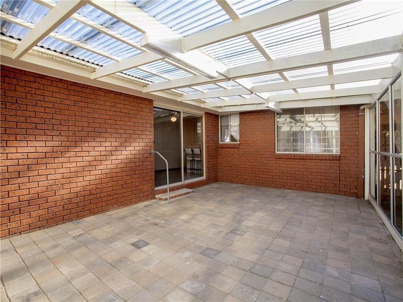 7 Newcomen Court, Lara VIC 3212