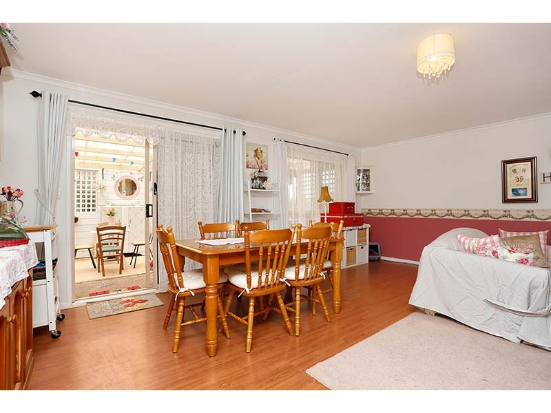 31 Cameron Crescent, Lara VIC 3212