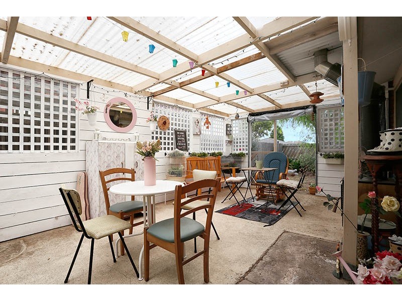 31 Cameron Crescent, Lara VIC 3212