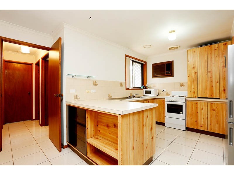 2/15 Jania Street, Lara VIC 3212