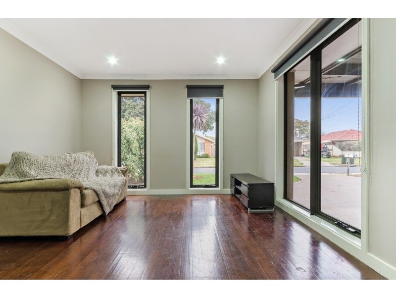 195 Werribee Street North, Werribee VIC 3030