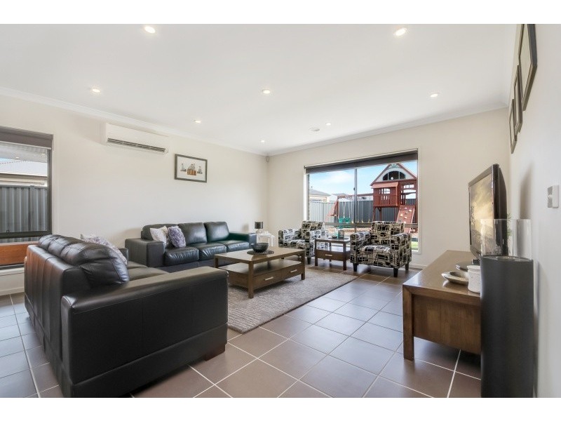 50 Nankeen Avenue, Lara VIC 3212