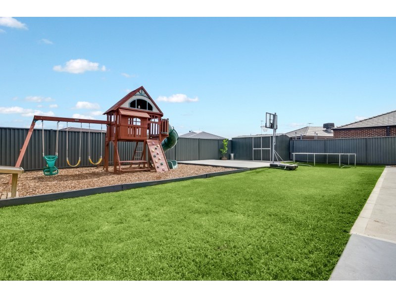 50 Nankeen Avenue, Lara VIC 3212