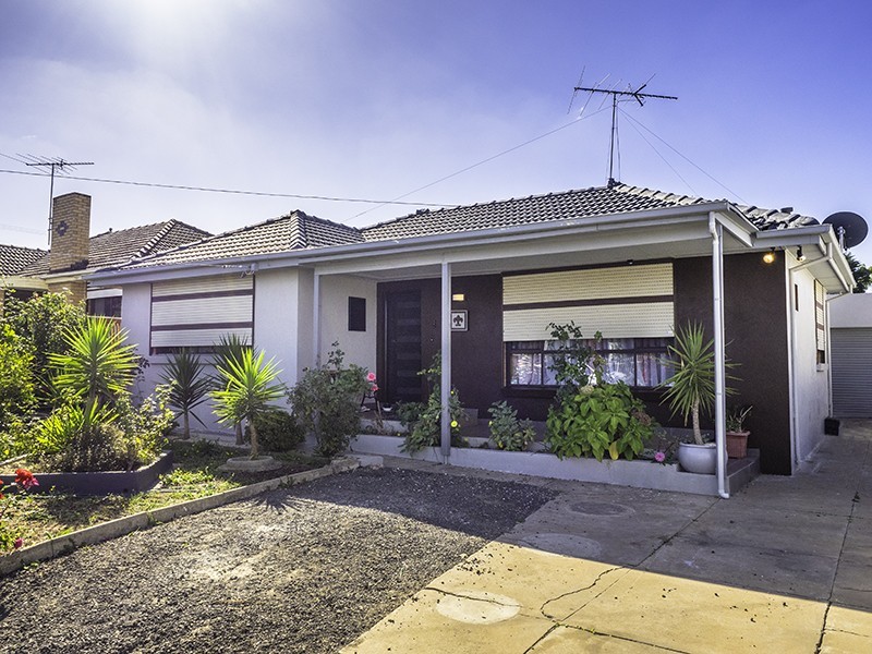 52 Deakin Street, Bell Park VIC 3215