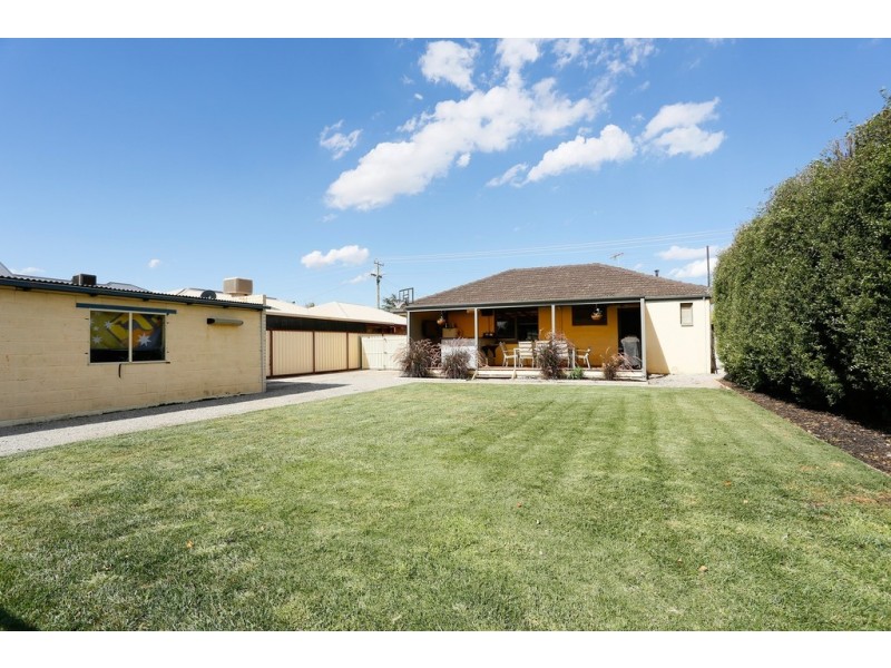 24 Rennie Street, Lara VIC 3212