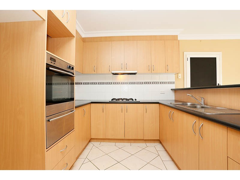 2/15 Bank Street, Lara VIC 3212