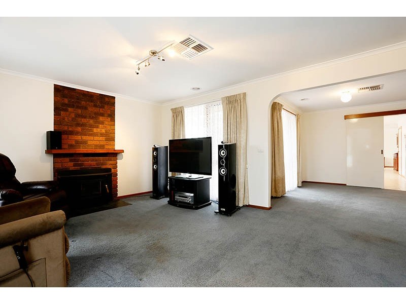 51 Hogans Road, Hoppers Crossing VIC 3029