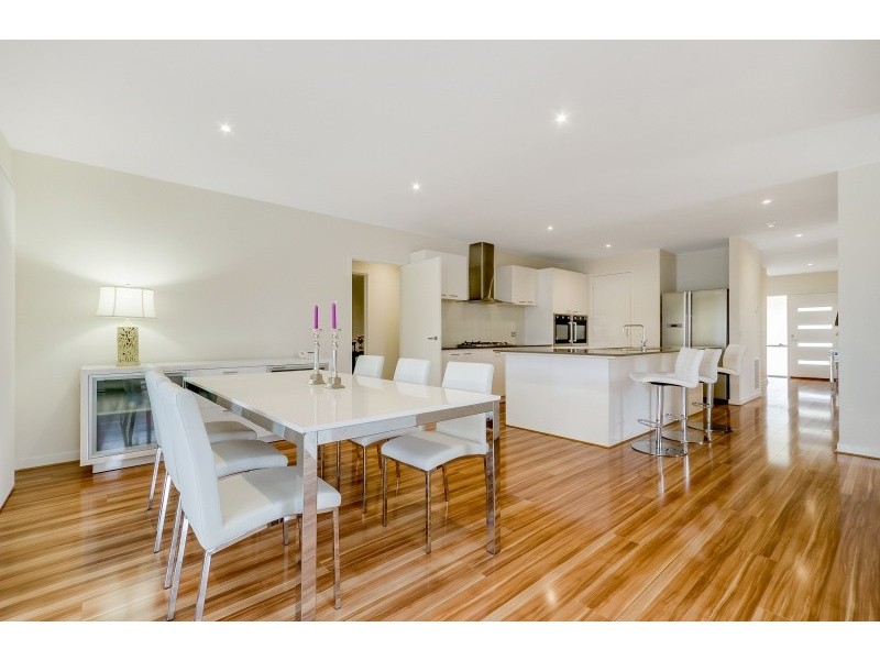 13 Nankeen Avenue, Lara VIC 3212