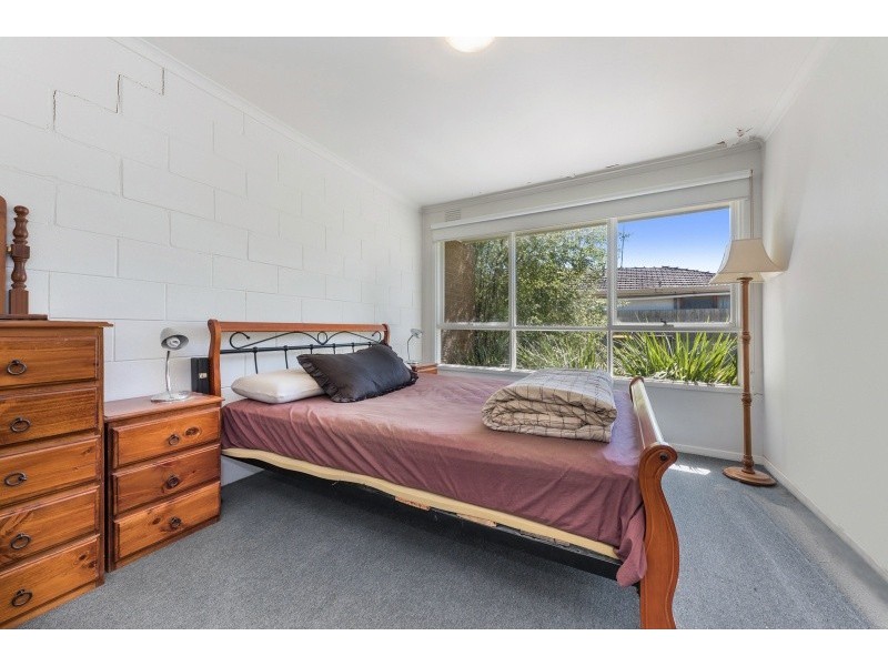 2/82 Hendy Street, Corio VIC 3214