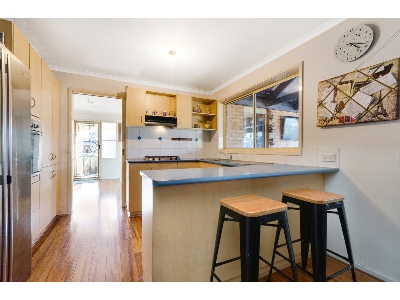 8 Marconi Place, Lara VIC 3212