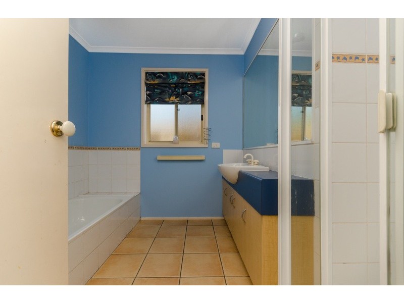 8 Marconi Place, Lara VIC 3212