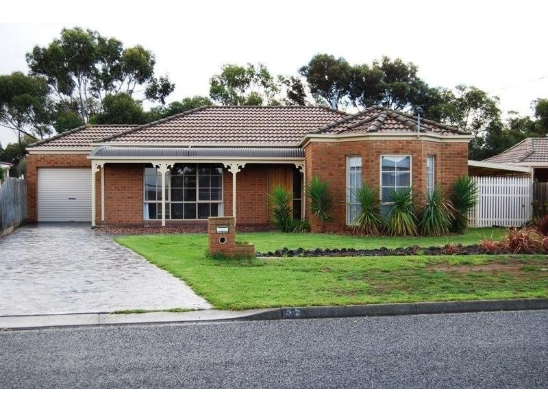 55 Cameron Crescent, Lara VIC 3212