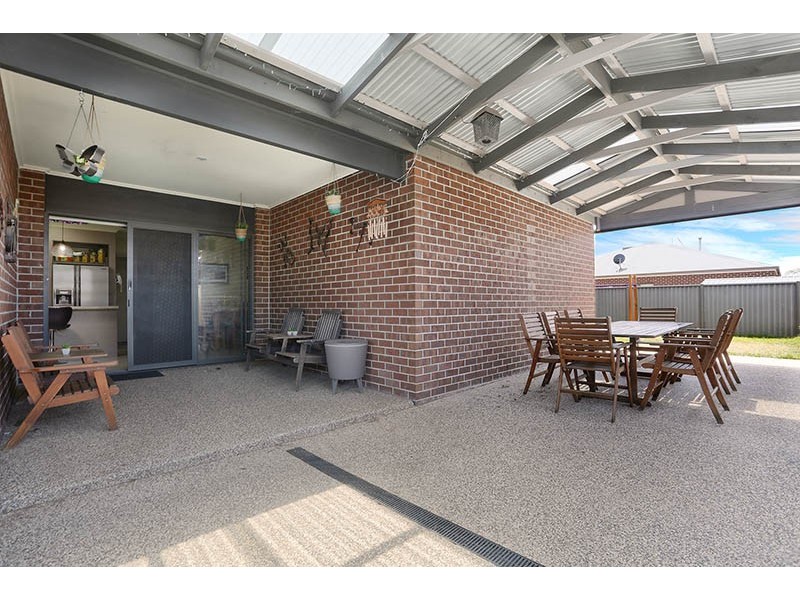 11 Shelduck Court, Lara VIC 3212