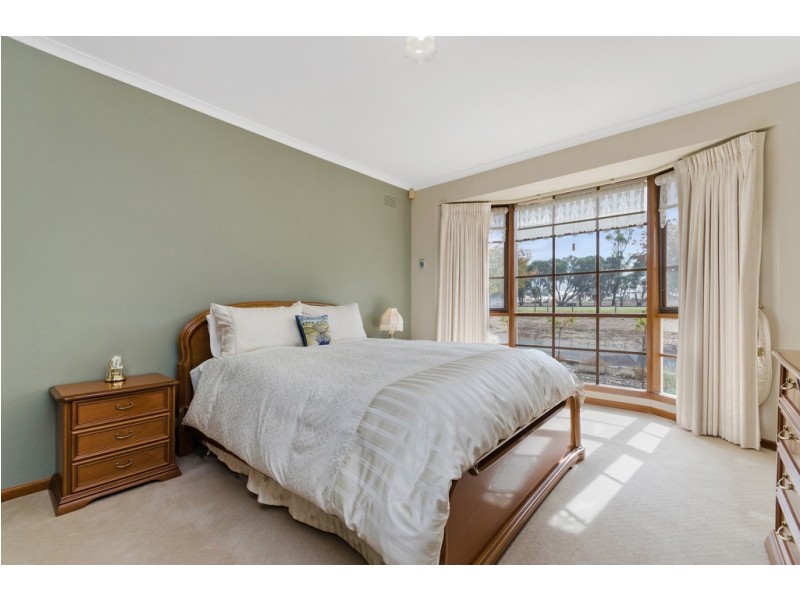 210 Patullos Road, Lara VIC 3212