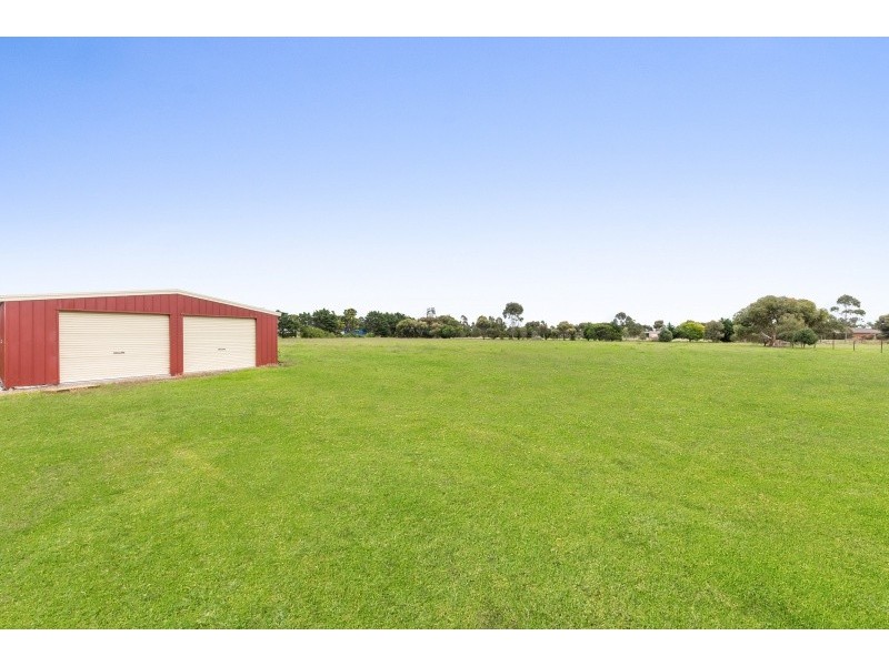 25 Perkins Road, Lara VIC 3212