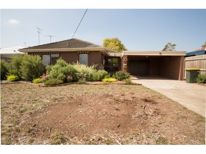 15 Upton Court, Lara VIC 3212