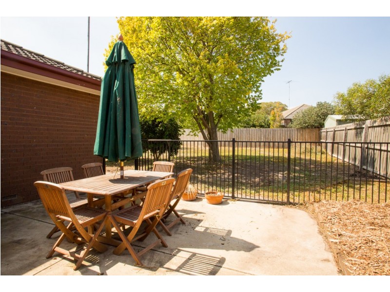 15 Upton Court, Lara VIC 3212