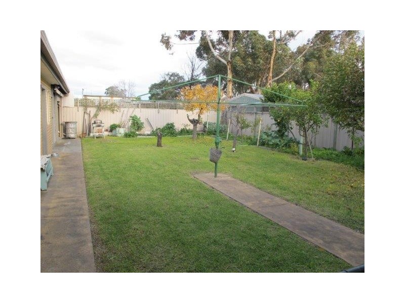 15 Vistula Avenue, Bell Park VIC 3215