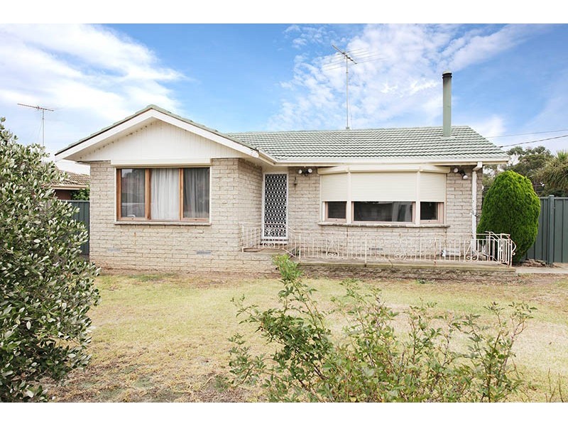 31 Talona Crescent, Corio VIC 3214