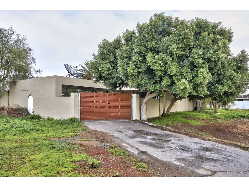 3 Mangrove Street, St Kilda SA 5110