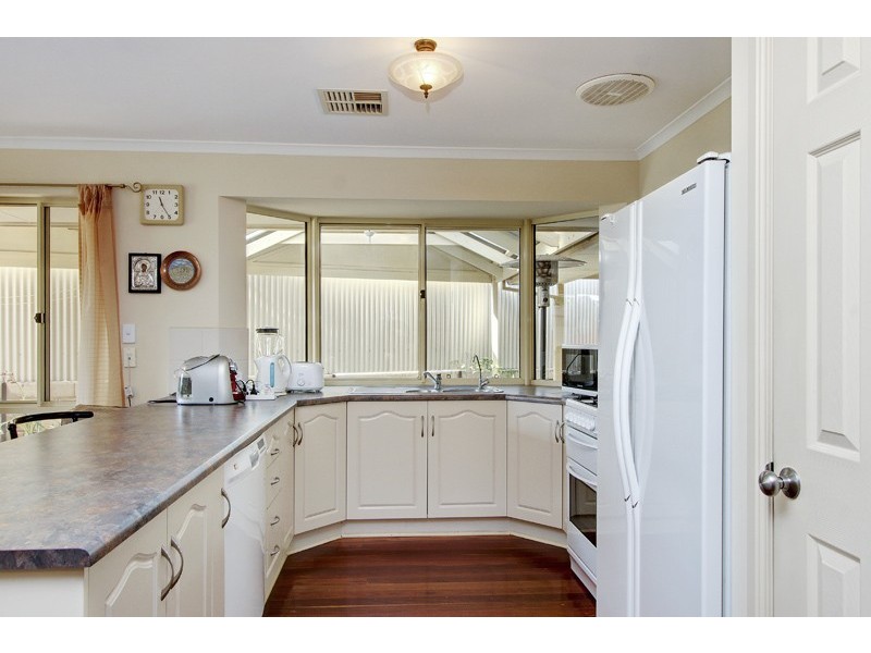 14 Regent Grove, Blakeview SA 5114