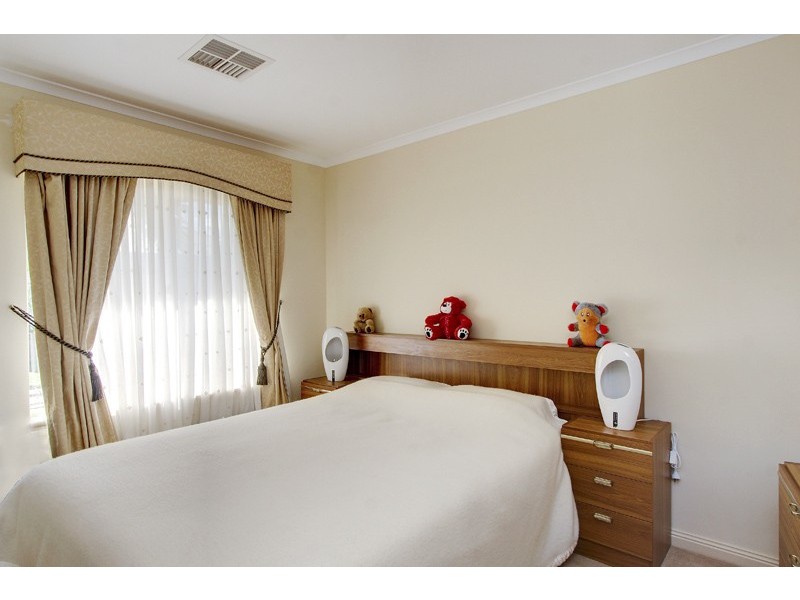 14 Regent Grove, Blakeview SA 5114