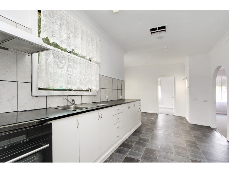 1 Coleman road, Elizabeth Downs SA 5113