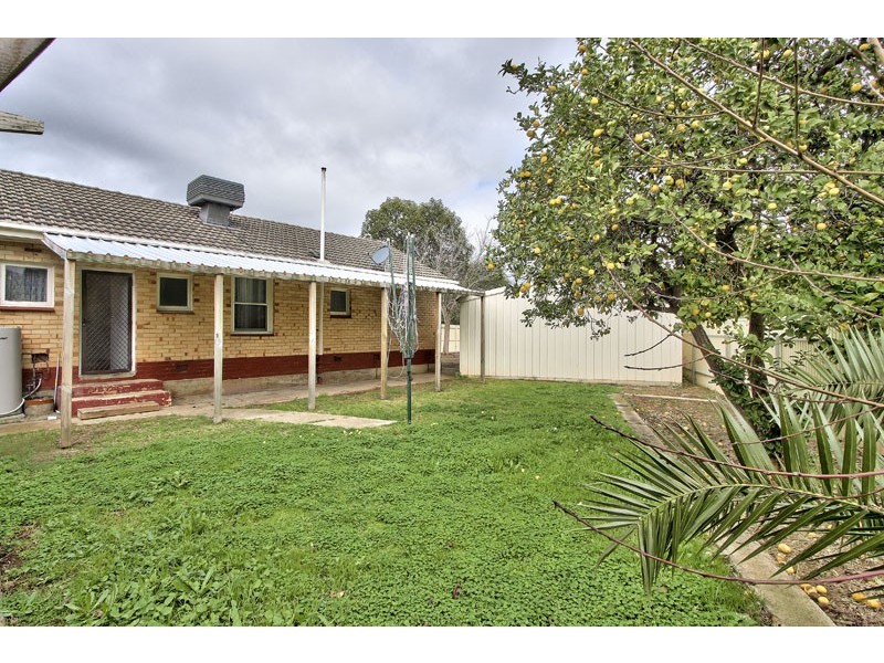 1 Coleman road, Elizabeth Downs SA 5113