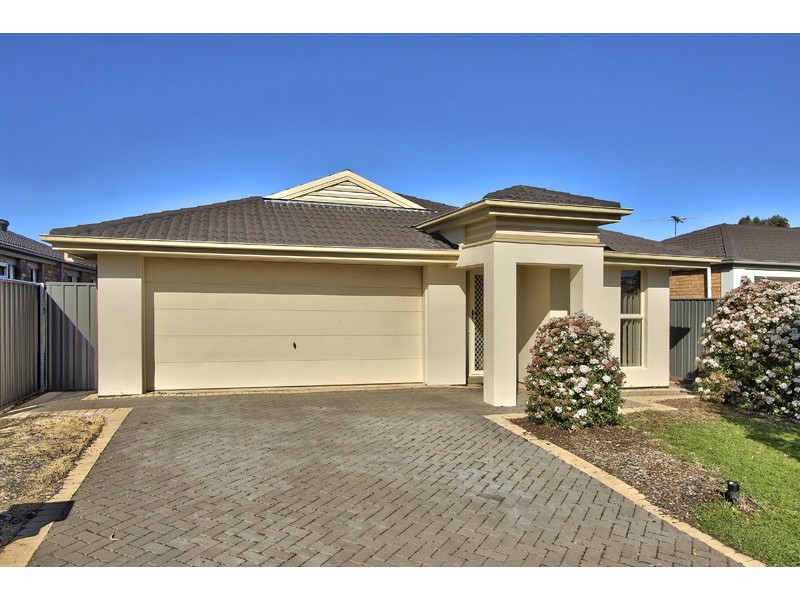 11 Maple Street, Munno Para West SA 5115