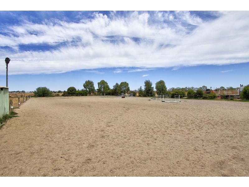 8 Gawler River Road, Lewiston SA 5501