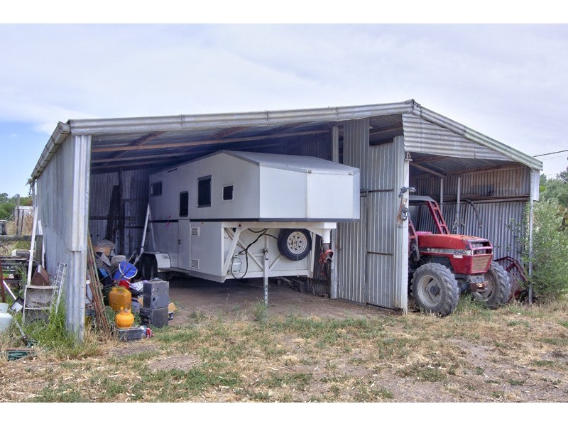 8 Gawler River Road, Lewiston SA 5501