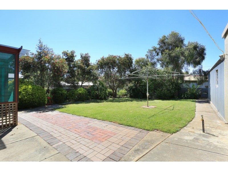 16 Debney Ave, Ingle Farm SA 5098