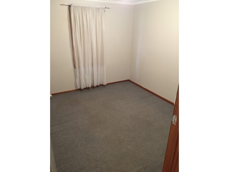 60 Alawoona Rd, Munno Para SA 5115