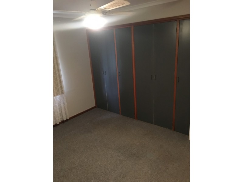 60 Alawoona Rd, Munno Para SA 5115