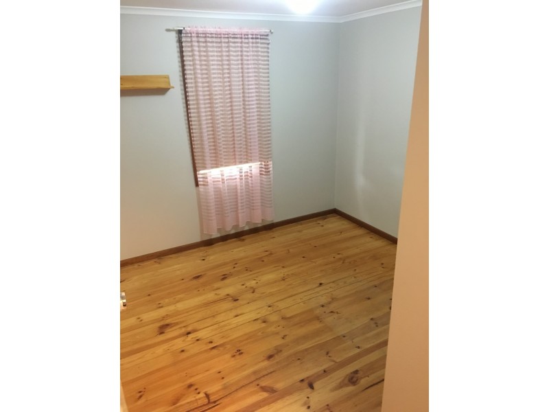 60 Alawoona Rd, Munno Para SA 5115