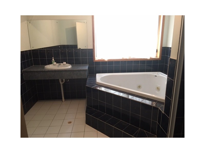 24 Blaess Drive, Paralowie SA 5108