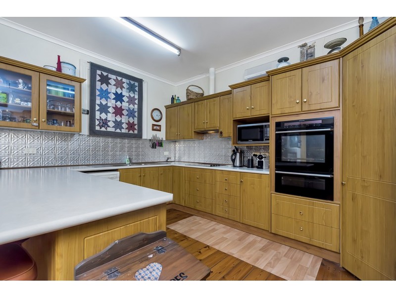 24 Howe Street, Balaklava SA 5461